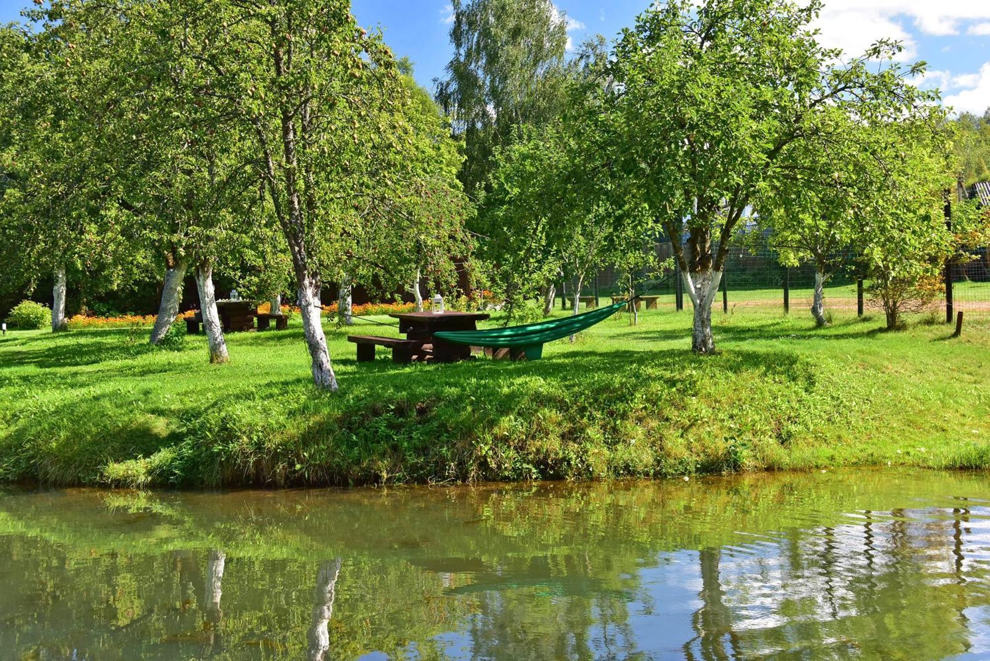 Brazuoleje Pas Juoza- Ramiam Poilsiui Pensionat Trakai Exteriör bild